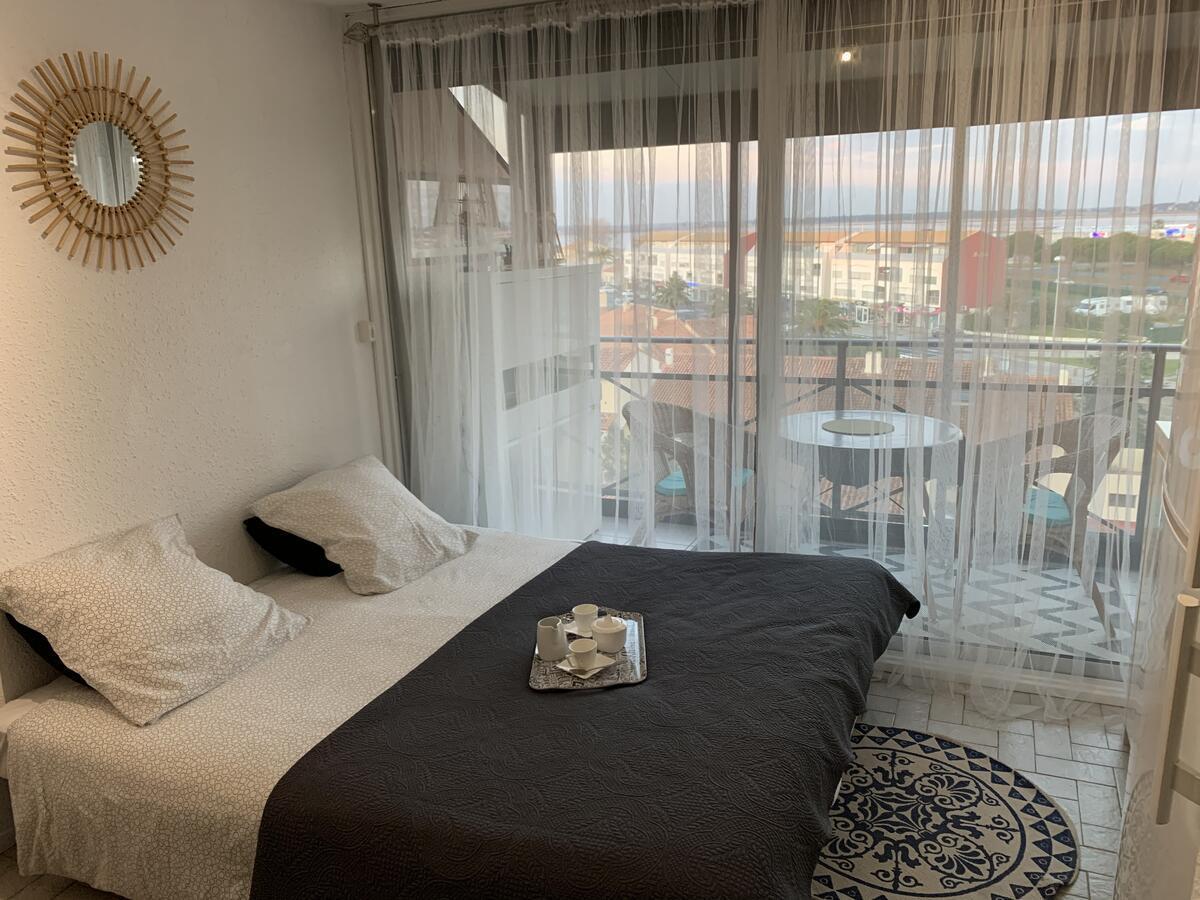 Studio Climatise A 5 Minutes De La Plage Apartment Le Grau-du-Roi Ngoại thất bức ảnh